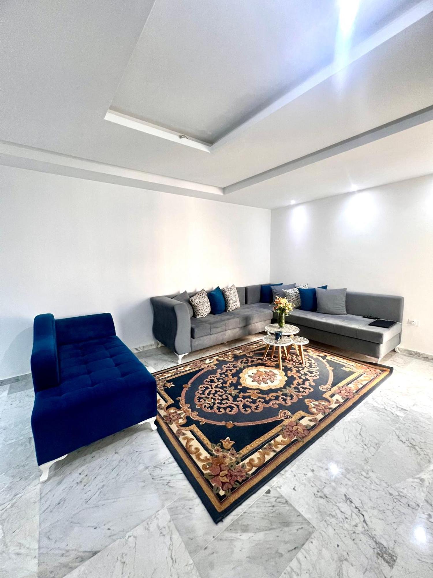 The Green House Apartment